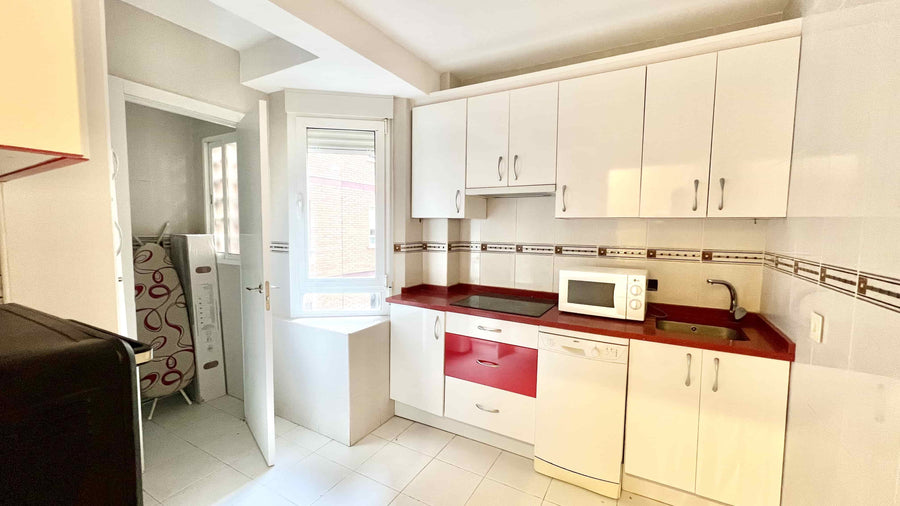 CALLE BERGANTIN (ALAMEDA DE OSUNA)