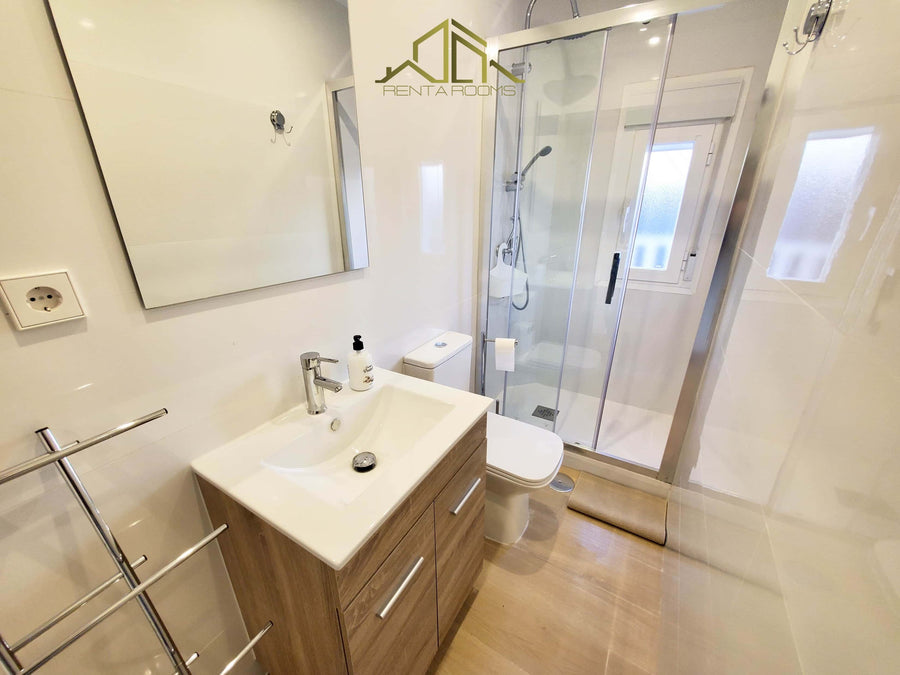 CALLE PEDRO LABORDE (VALLECAS)